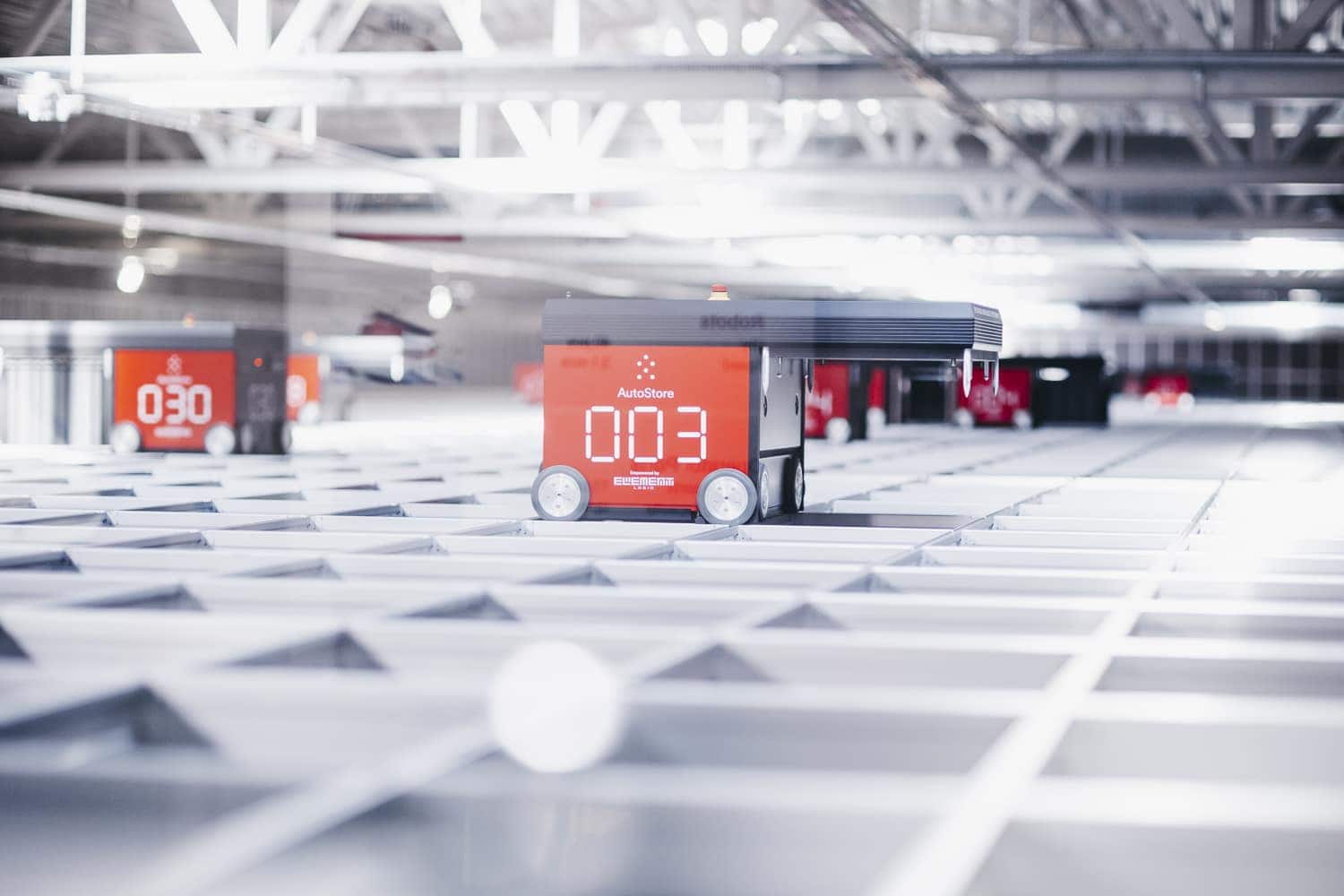 EL_Solar_AutoStore_robots