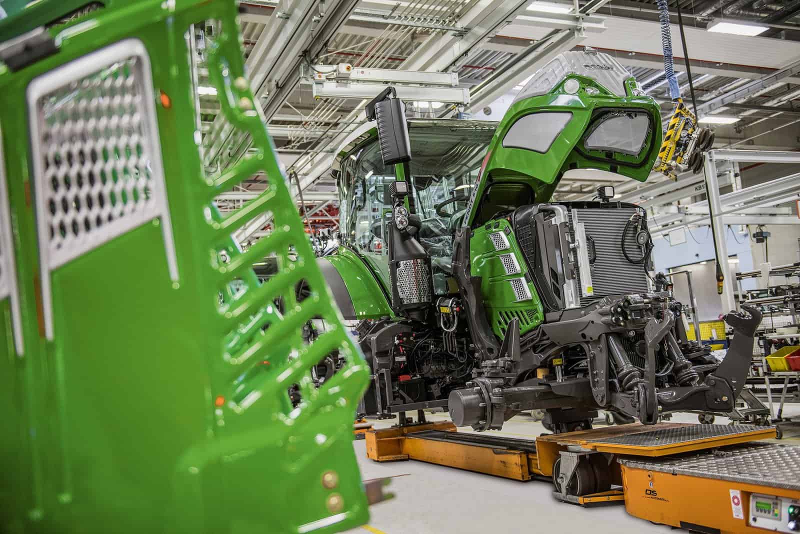Fendt-warehouse-1024x684.jpg
